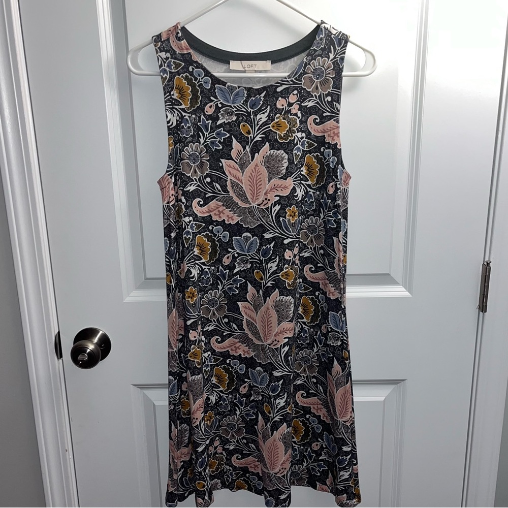 Loft Floral Swing Dress Size XS